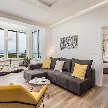 Liana Apartamento